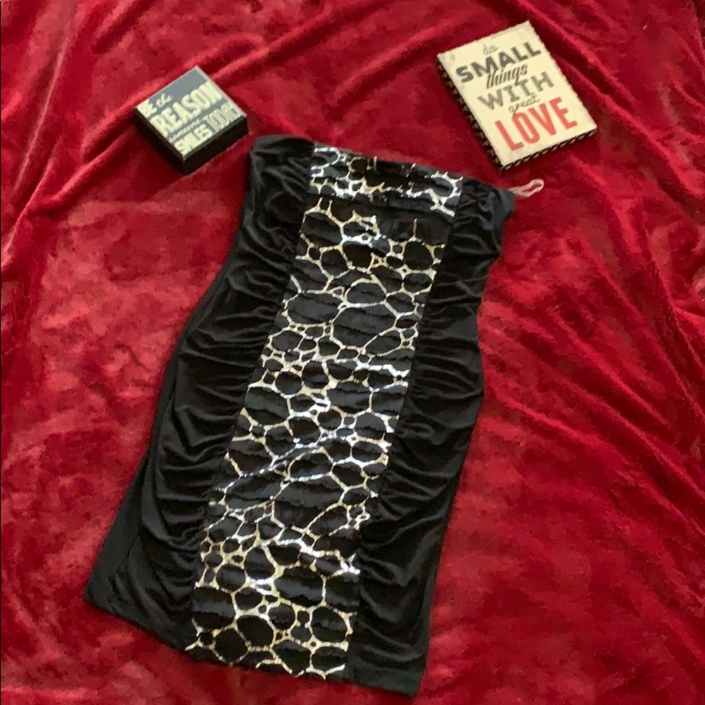 Strapless dress